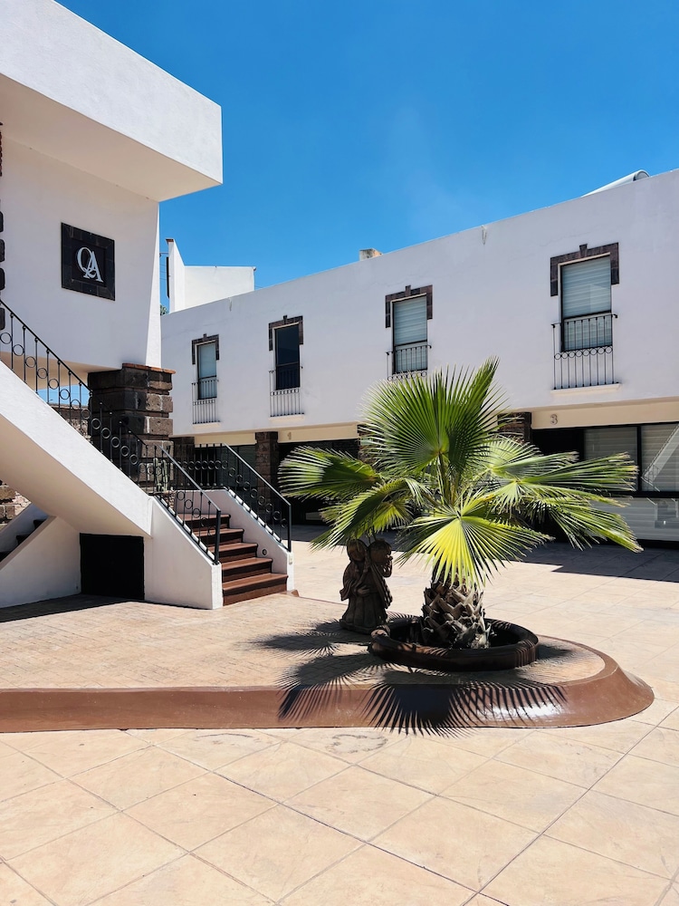QA Hotel 43/50