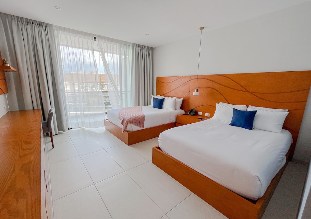 Hotel Puerto Libre 18/50