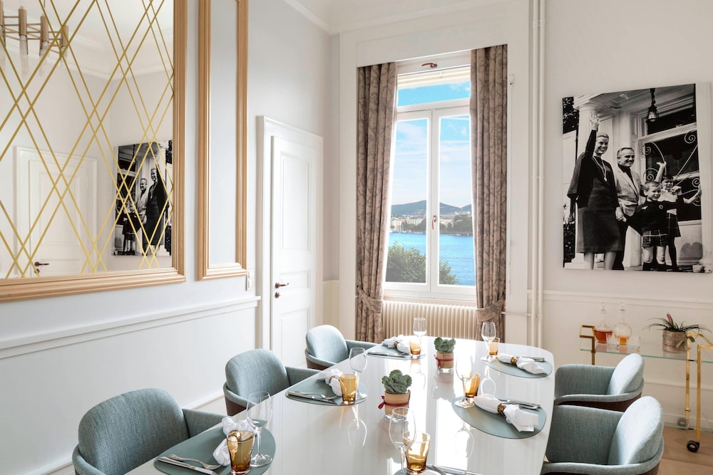 THE RITZ-CARLTON HOTEL DE LA PAIX GENEVA 32/45
