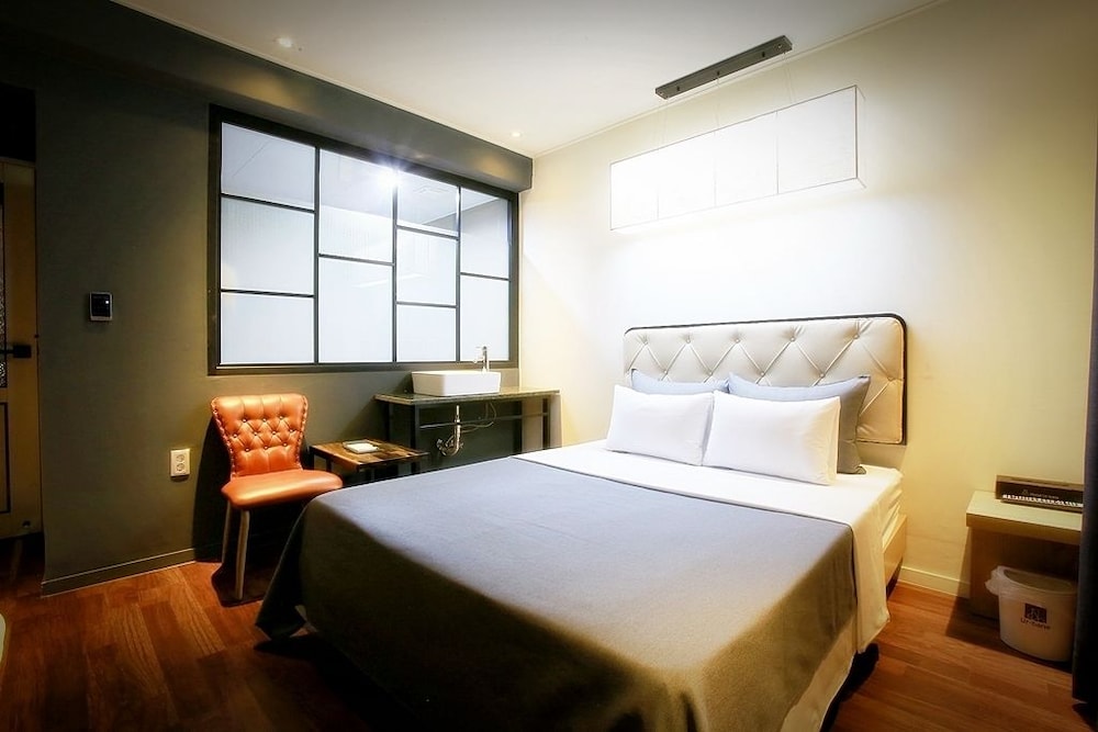 Chuncheon Urbane Hotel 17/36