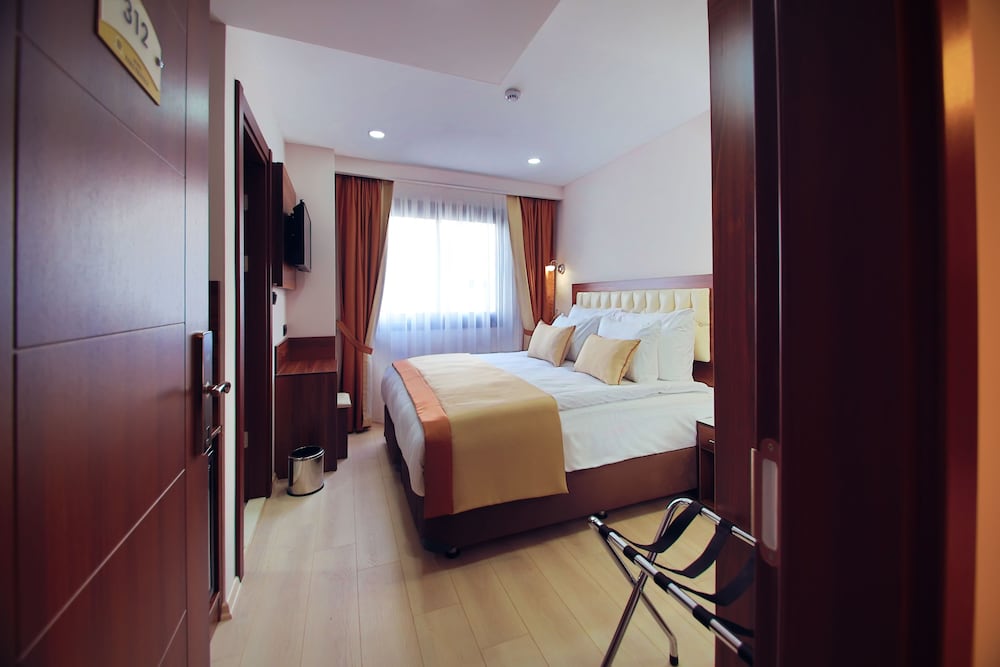 Hotel Paris Prestige 10/20
