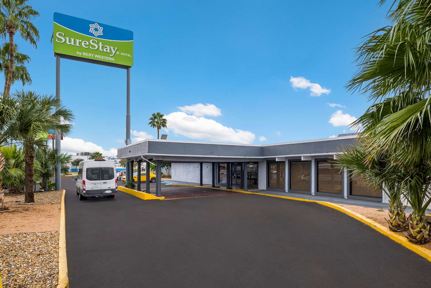 Laredo Hotel 16/18