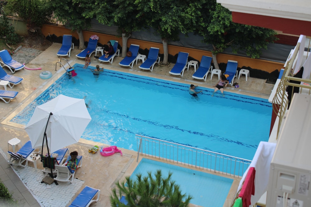 MAX NOVA Hotel 28/30