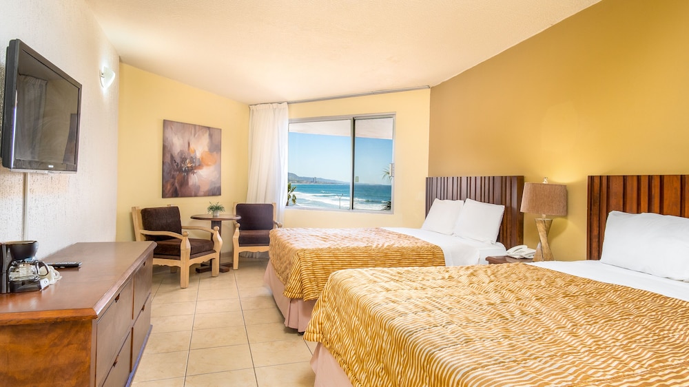 Puerto Nuevo Baja Hotel Villas 8/78