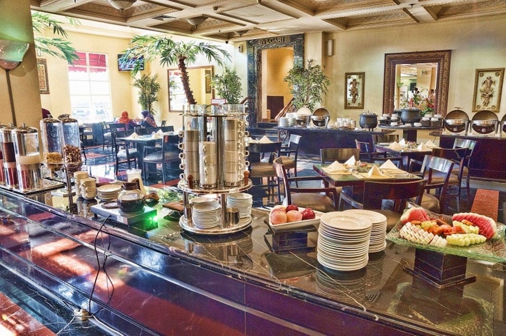 Golden Boutique Hotel Melawai 41/48