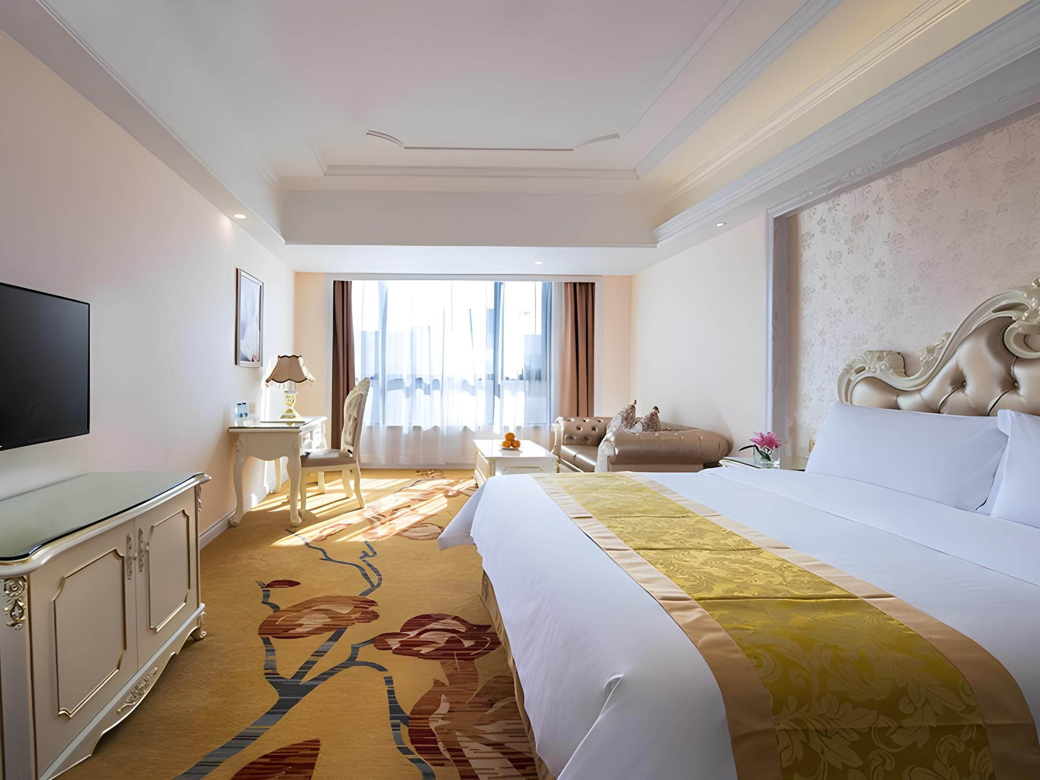 Vienna Hotel Shenzhen Dongmen Old Street 25/50