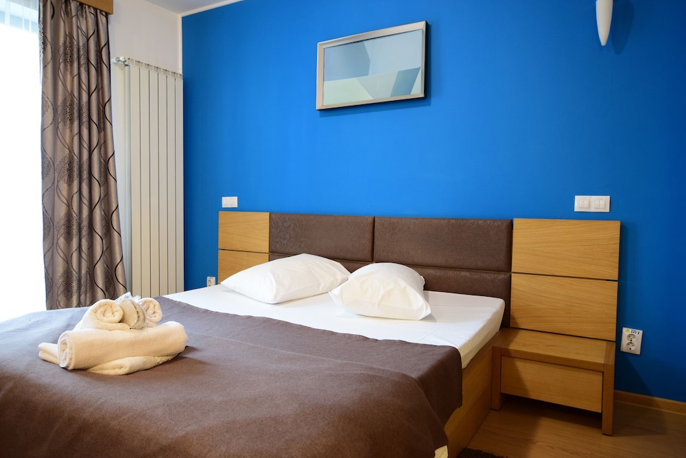 Decebal Residence Apartments 16/80