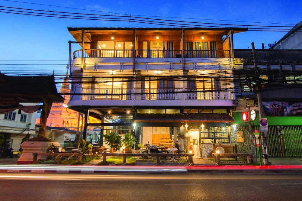 Sri Chiang Yeun House 2/69
