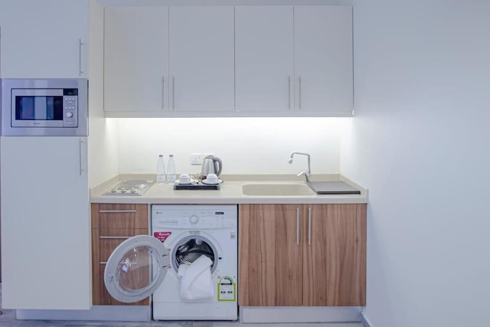 اجنحه حفاوه(Hafawah Suites) 50/50