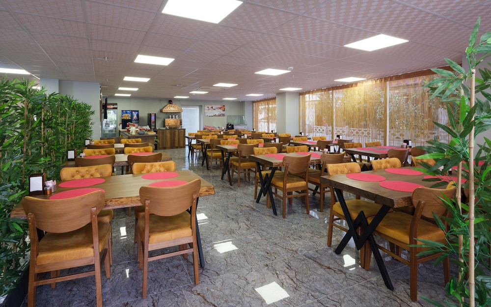 Grand Gulluk Hotel 42/56