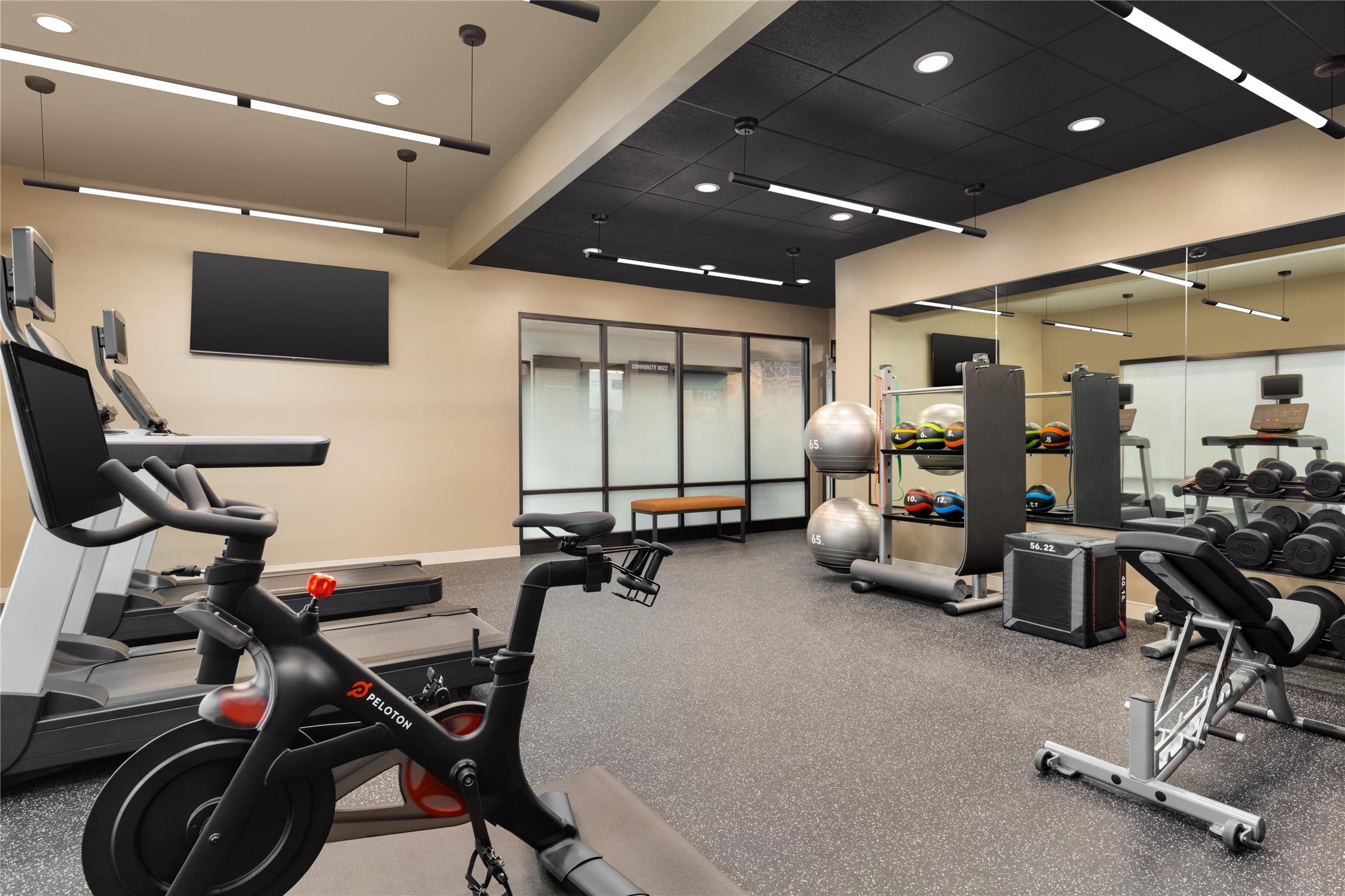 LivSmart Studios by Hilton Kokomo 22/35