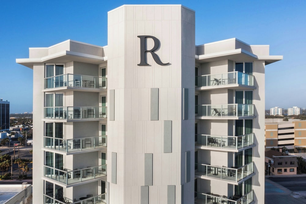 Renaissance Daytona Beach Oceanfront Hotel 9/60