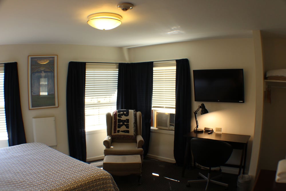 San Anselmo Inn B&B 30/57