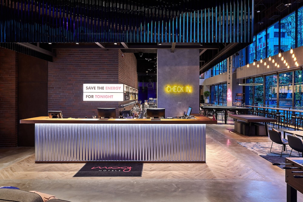 Moxy Taichung 10/42
