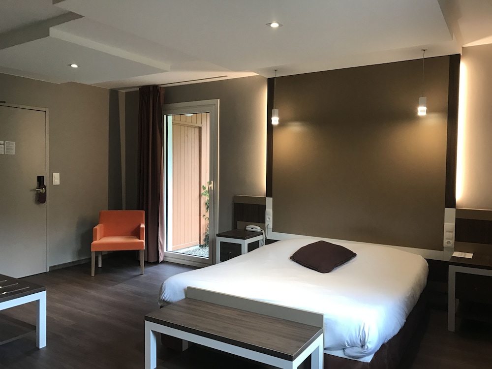 Hotel Les Bergeronnettes 30/60