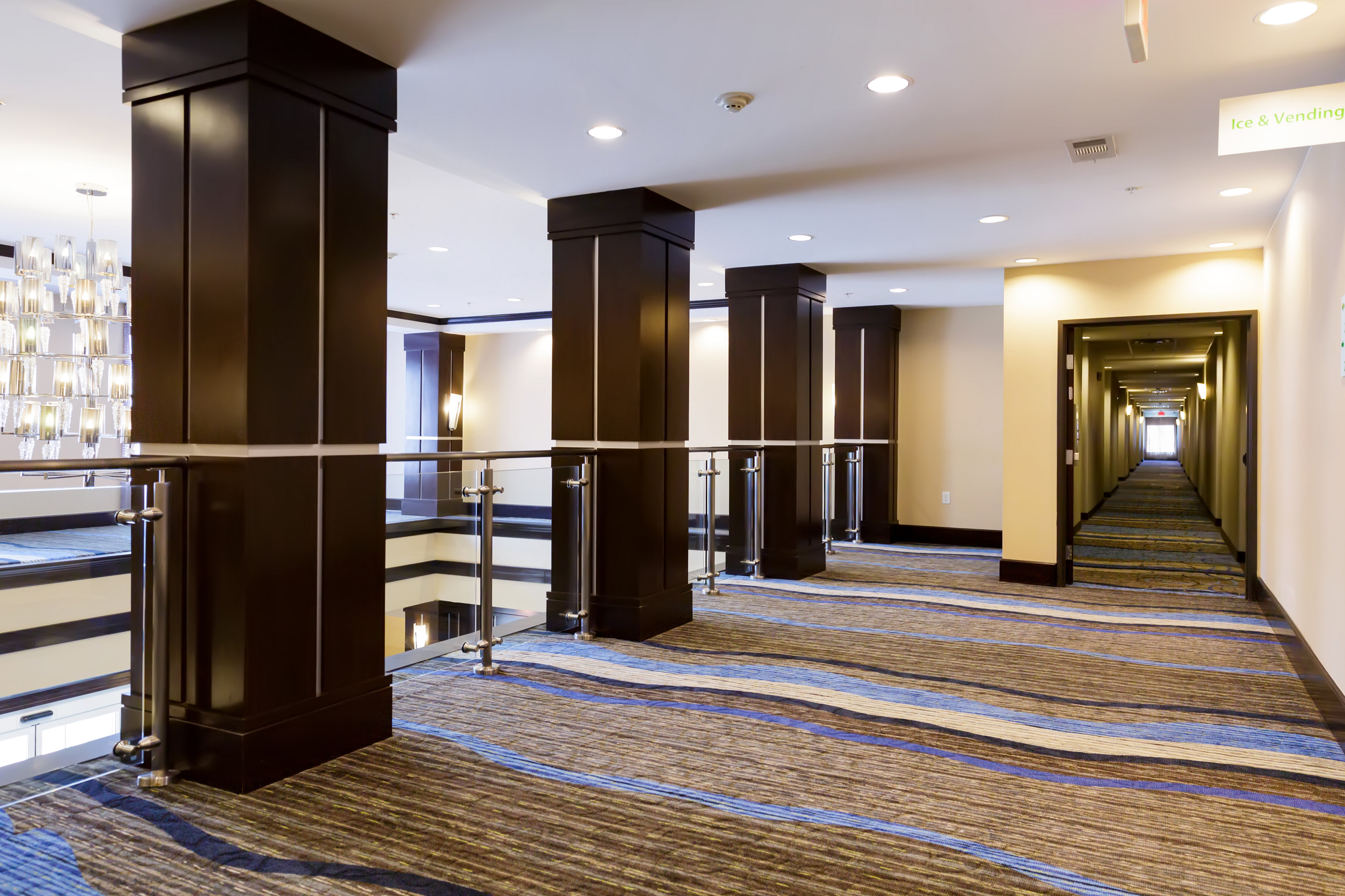 Holiday Inn Houston Webster 39/63