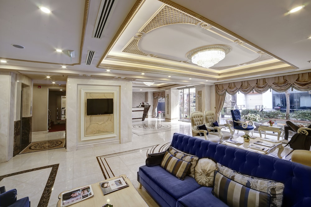 Halifaks Hotel 37/50
