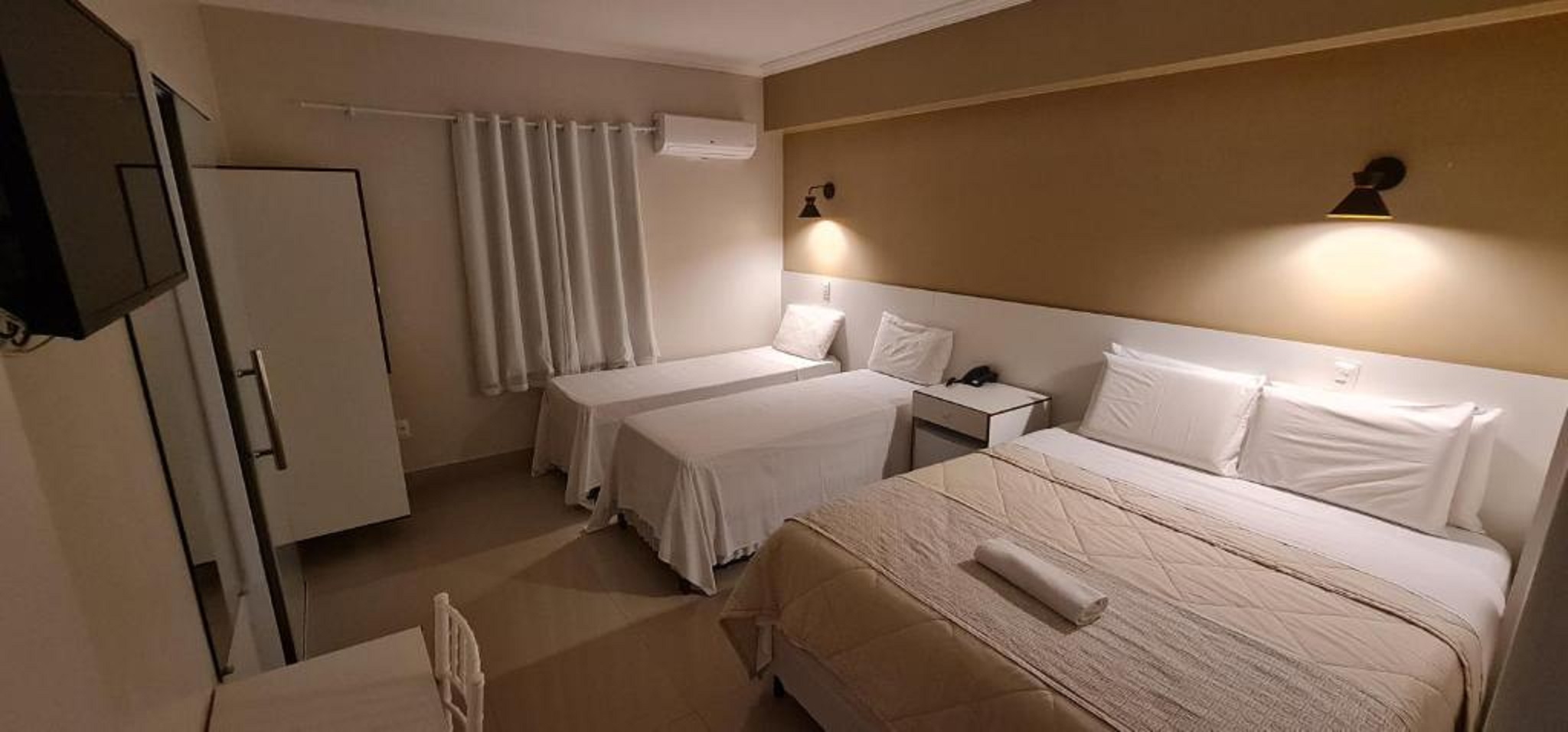 Faixa Hotel 7/35