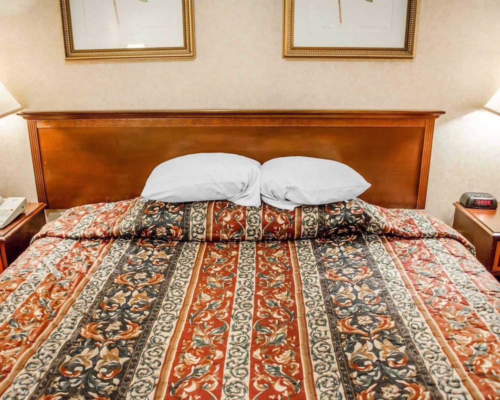 Rodeway Inn Dillsburg, PA 18/45