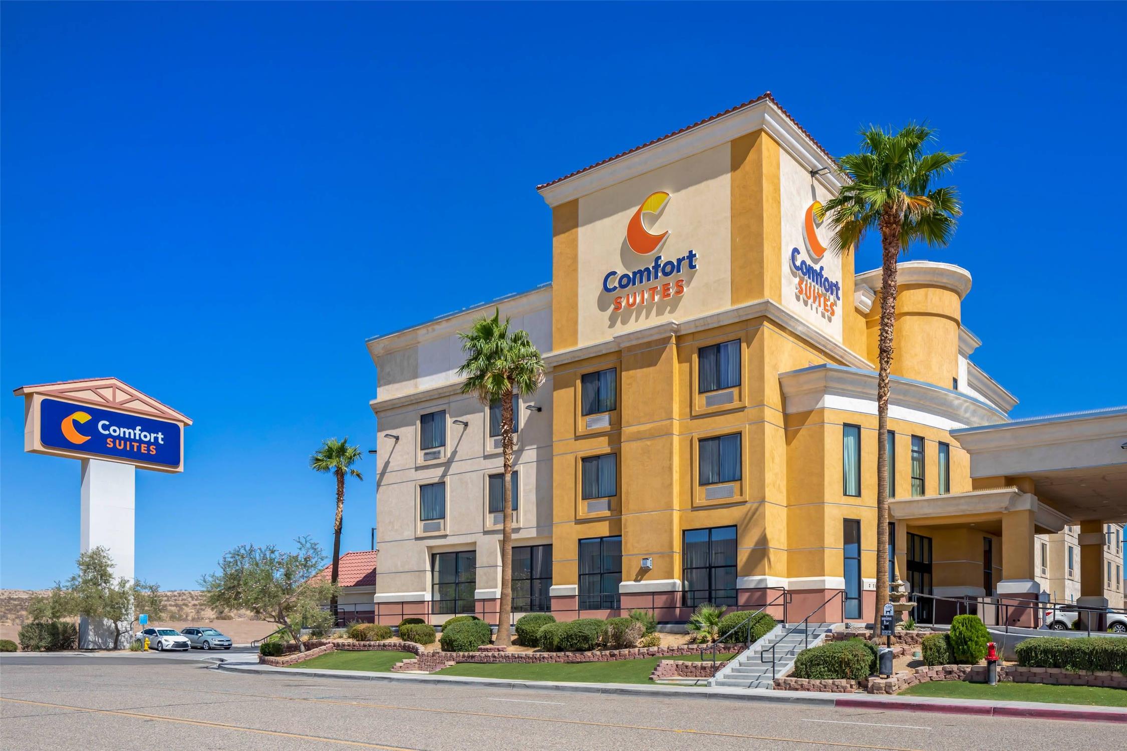 Comfort Suites Barstow Near I-15 5/51