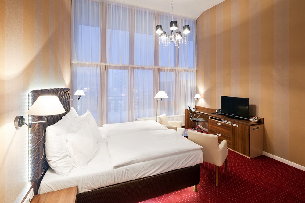Pytloun City Boutique Hotel 10/36