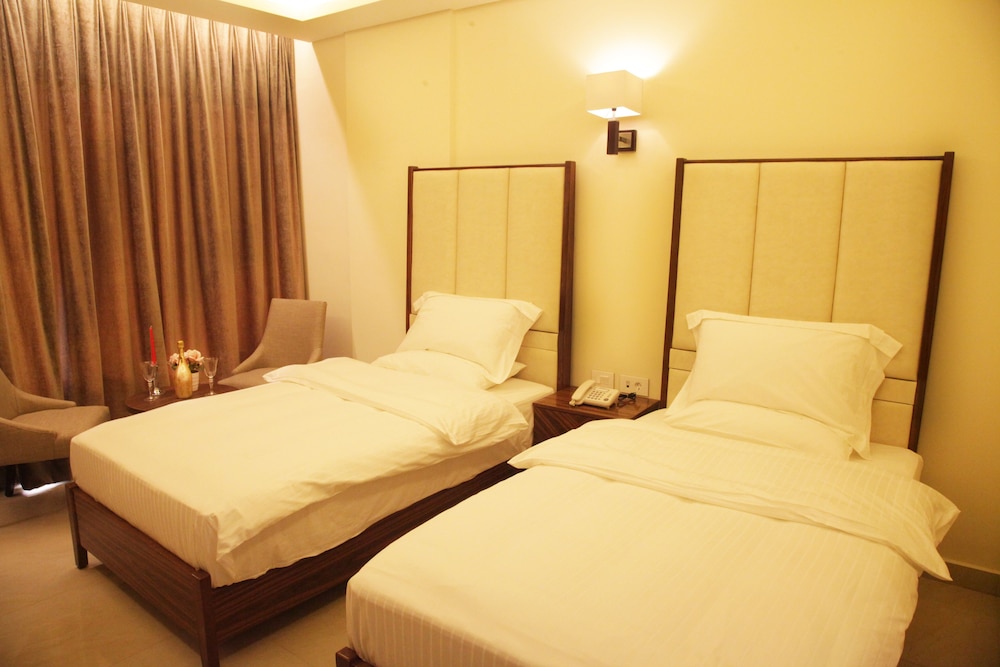 Grand Concerto Hotel 17/50