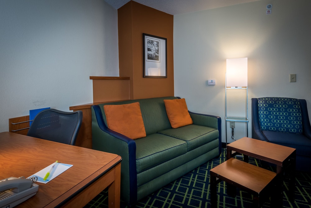 Fairfield Inn And Suites Tupelo 26/44