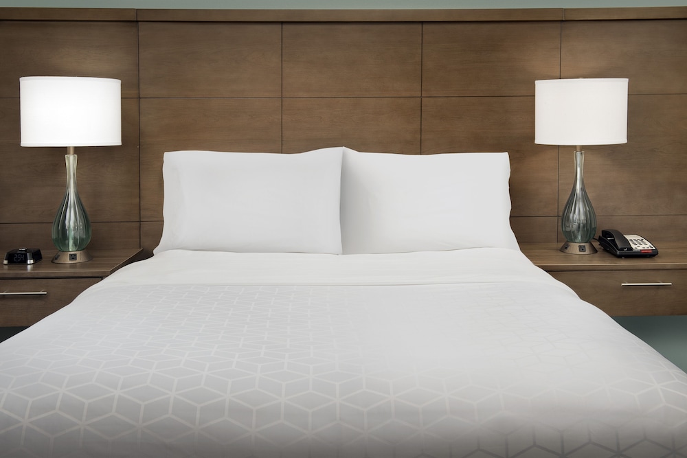 Staybridge Suites Greenville I-85 Woodruff Road 24/58