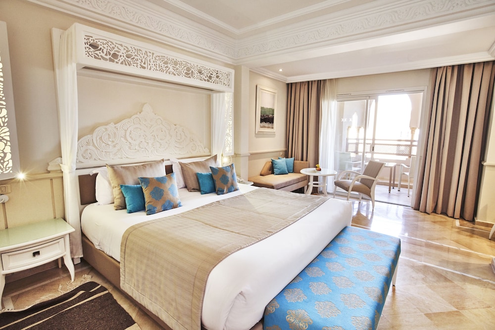 STANDARD, DOUBLE BED, SEA VIEW