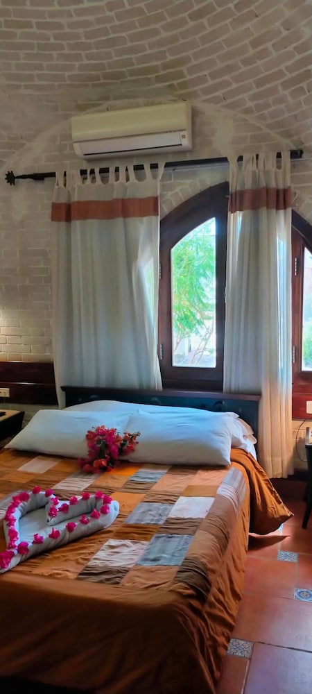 Nesima Resort 5/50