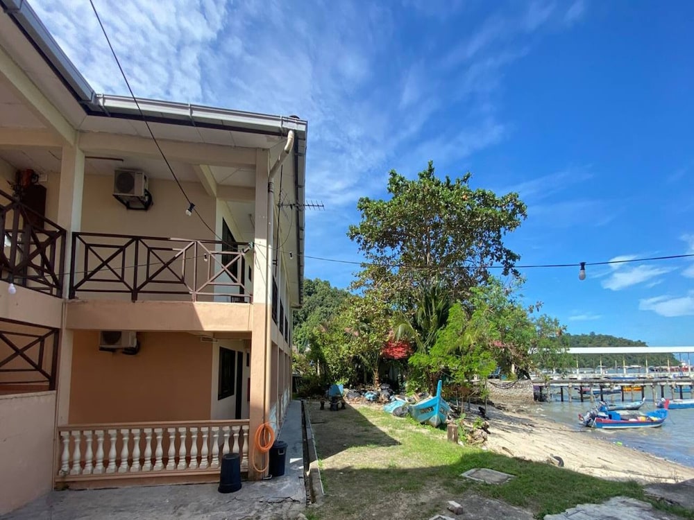 Hotel & Chalet Sportfishing Pnk Teluk Bahang 12/54