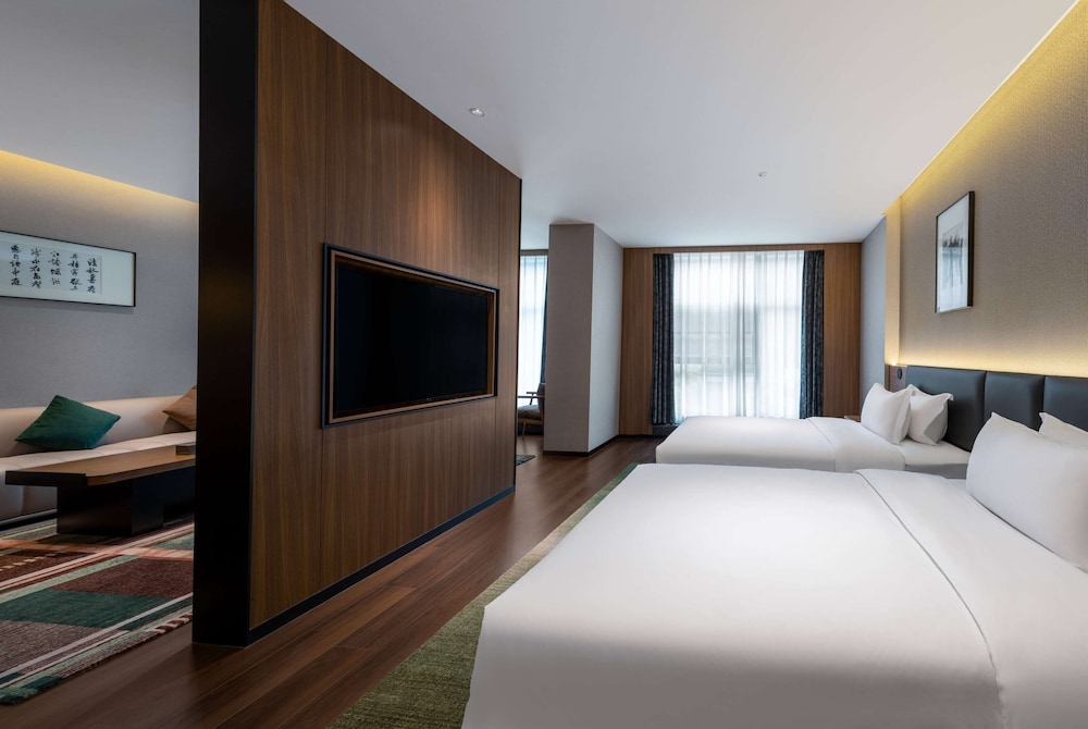 TRYP By Wyndham Zizhou 8/32