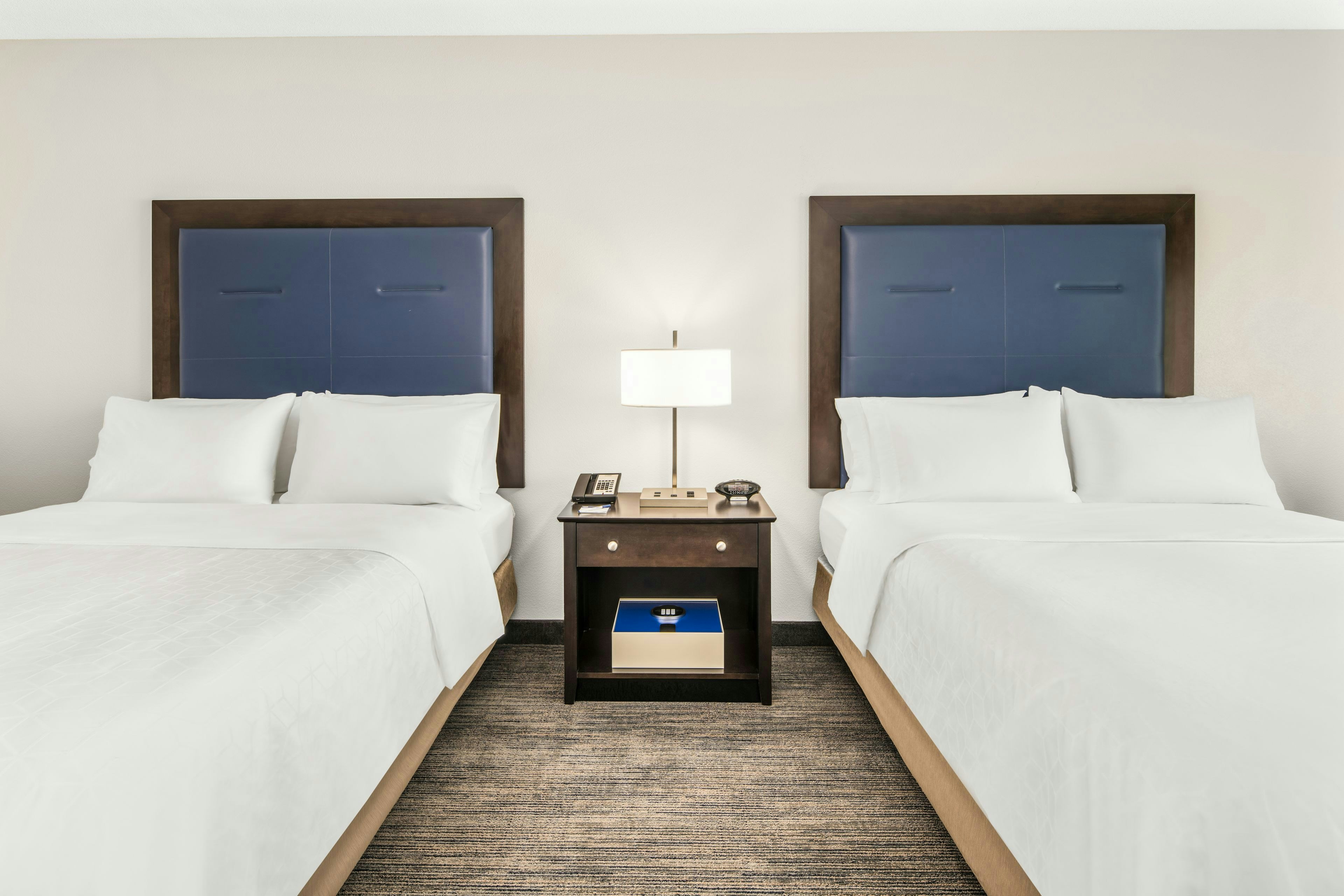 Holiday Inn Express Hotel And Suites Wilmington Newark 15/72