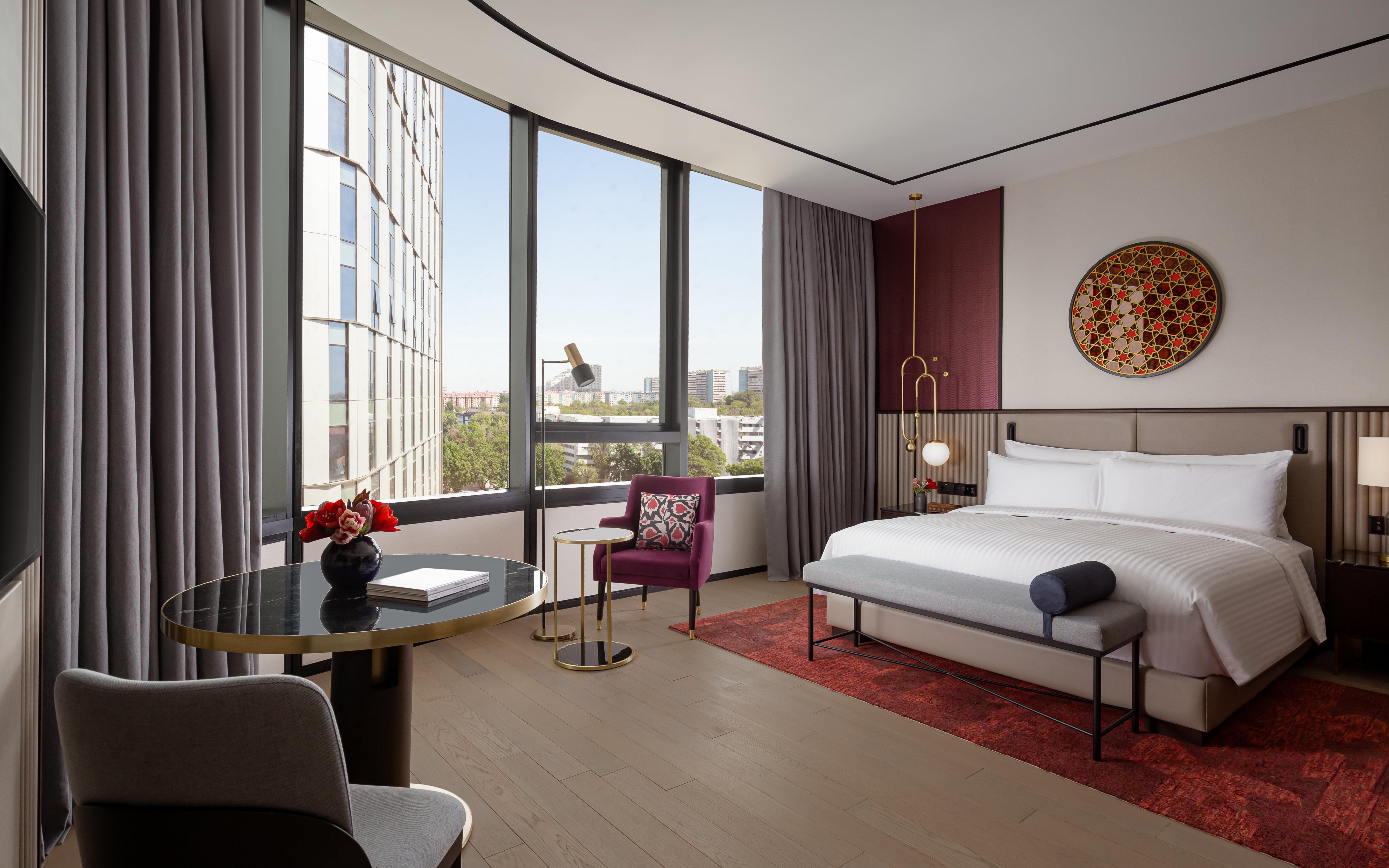 Junior Suite, King Bed