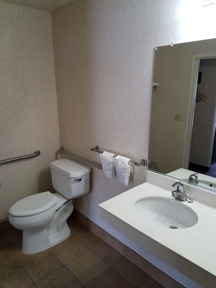 Olive Tree Inn & Suites, a Howard Johnson by Wyndham 27/72