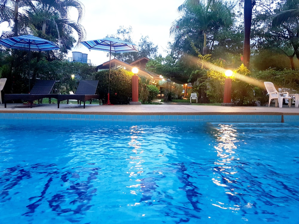 Mild Garden View Resort 52/55