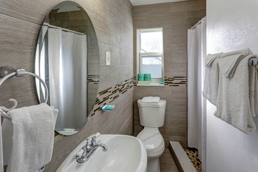 Richard s Motel Extended Stay 50/50