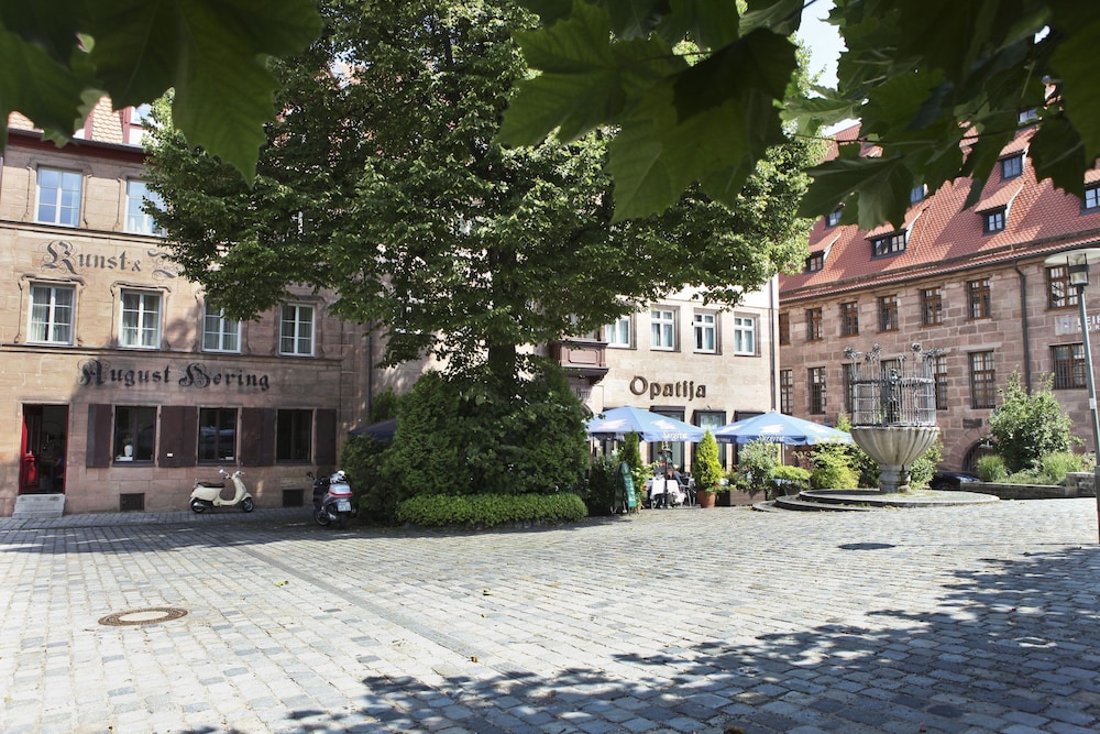 Hotel Hauser 45/50