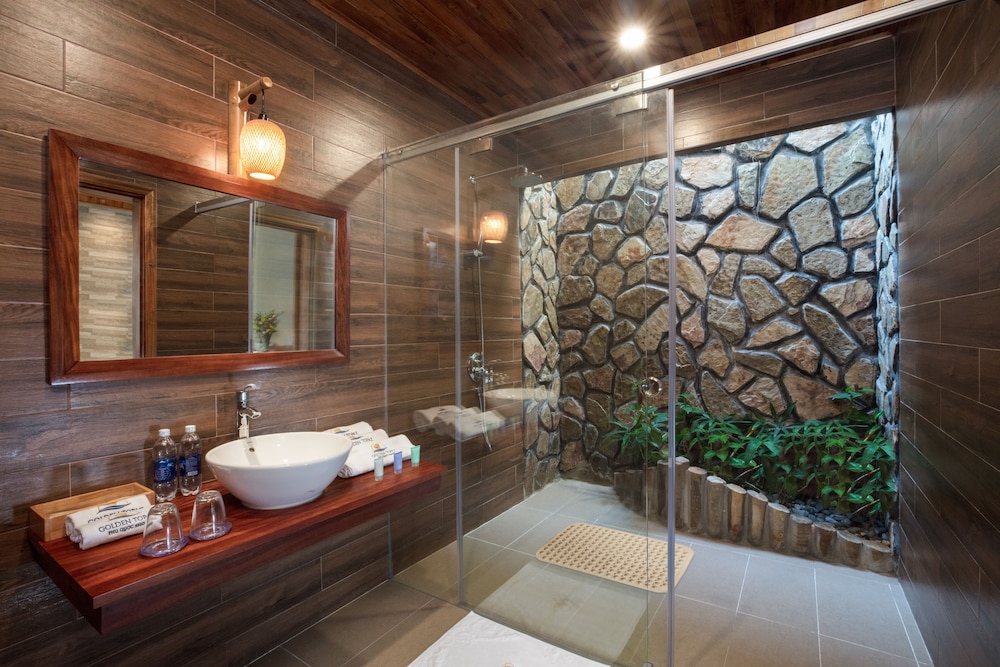 Golden Topaz Resort 31/61