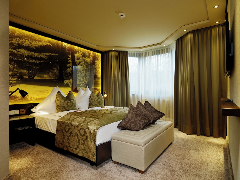 Land & Golf Hotel Stromberg 4/33