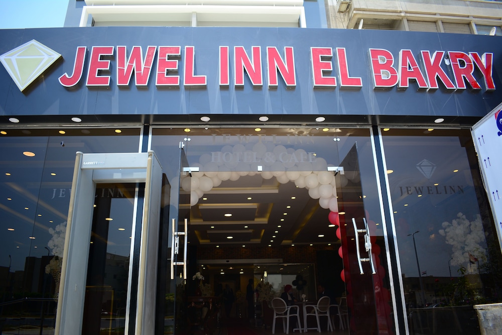 Jewel El Bakry 2/37