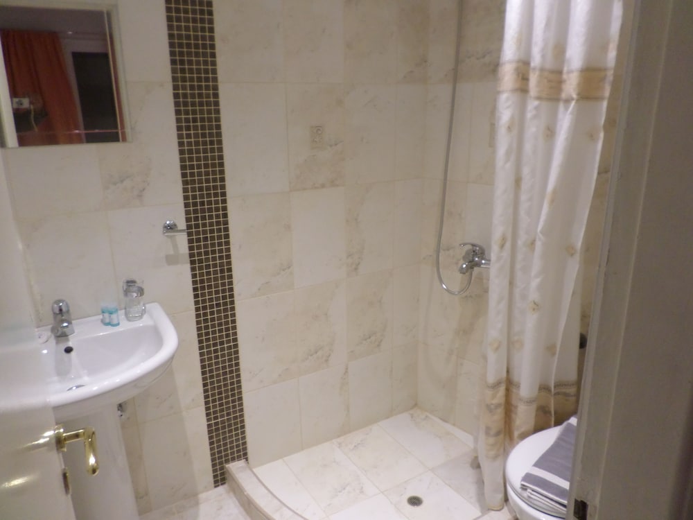 Nafsika Hotel 39/50