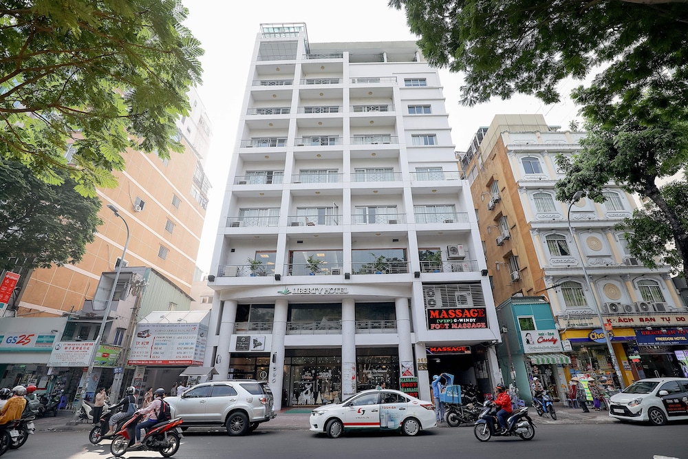 Liberty Saigon Parkview Hotel photo1