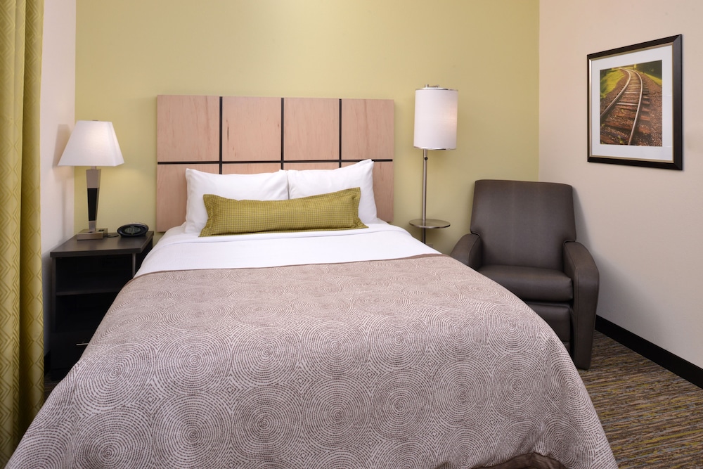 Candlewood Suites Morgantown Univ West Virginia 11/61