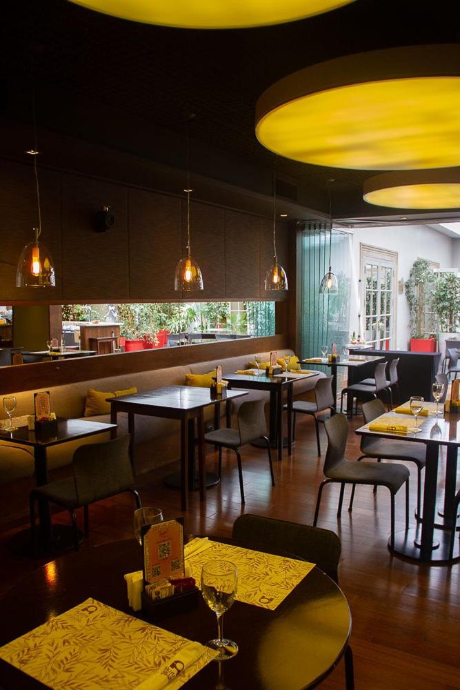 Austral Express Hotel 43/49