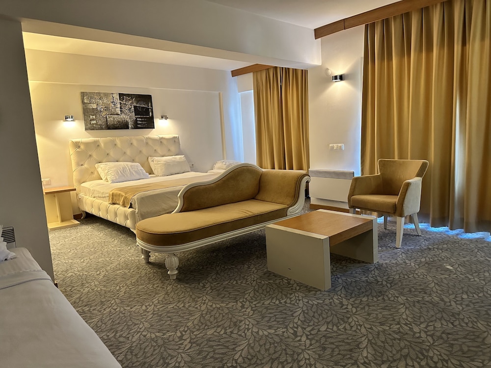 Egge Hotel 15/24
