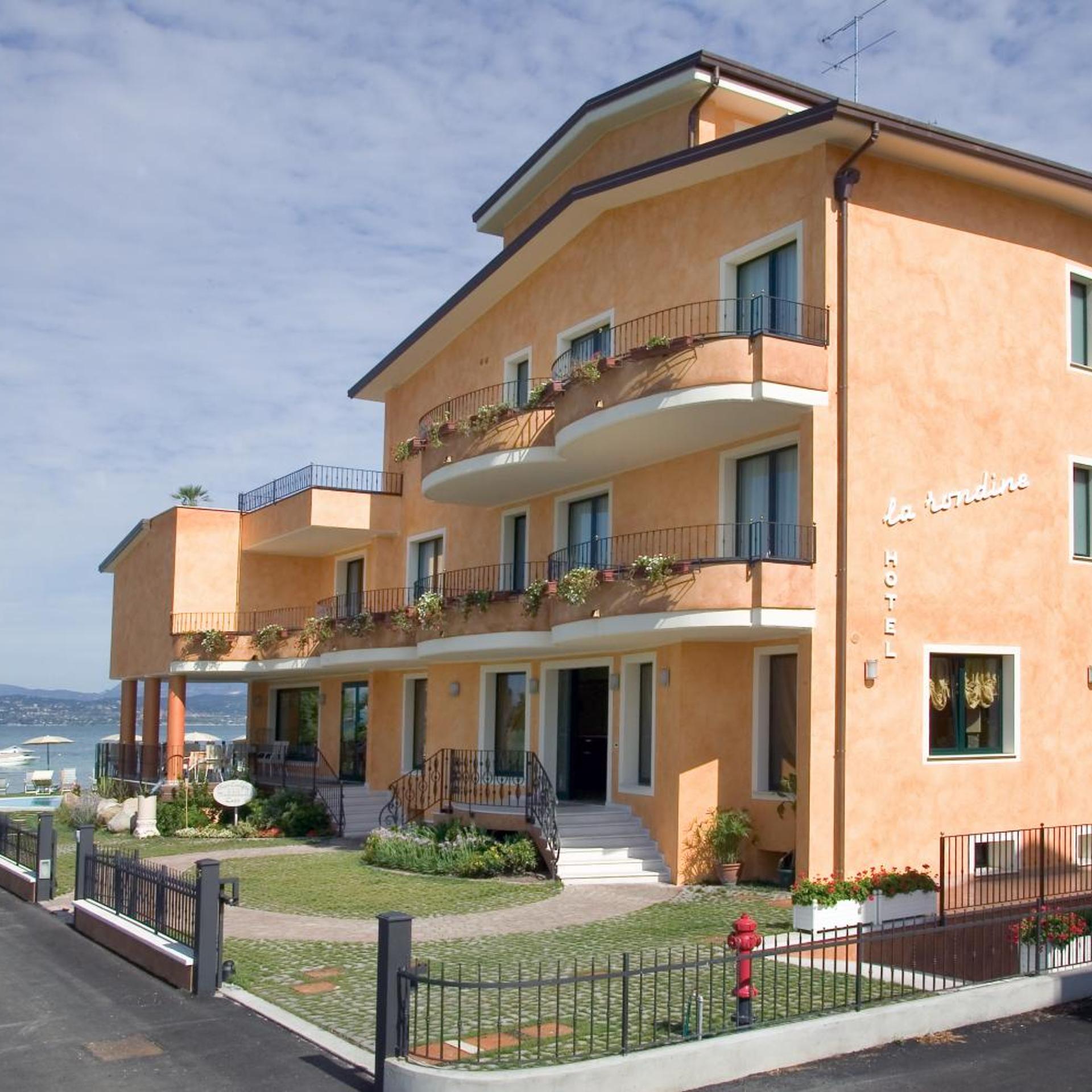 Hotel La Rondine 1/50