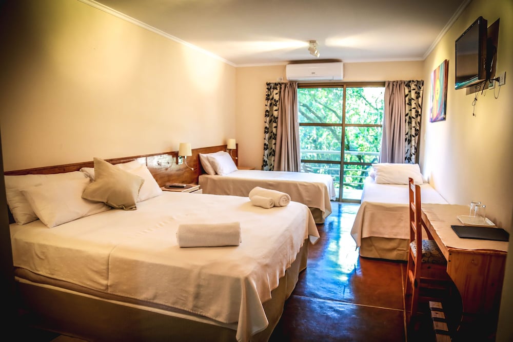 Rainforest de Selva Hotel 41/65