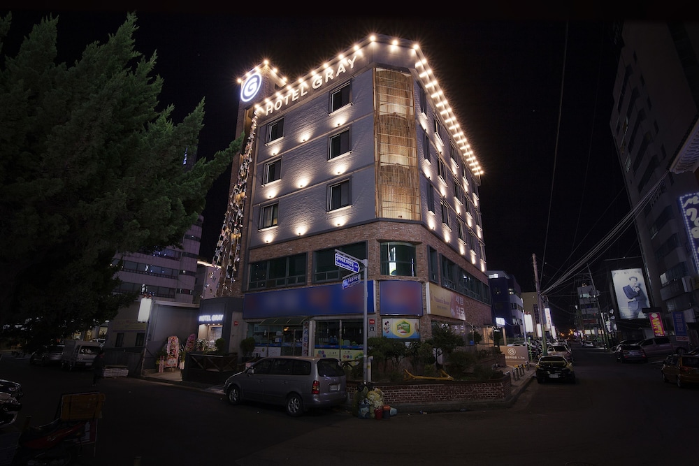 Hotel Gray 2/38