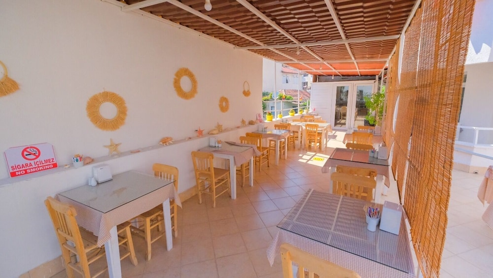 Mimosa Pension 31/45